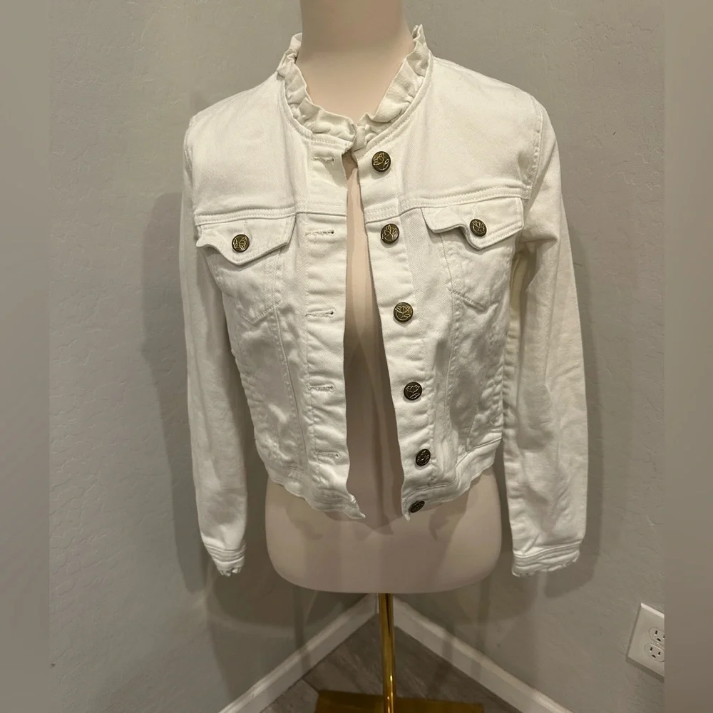 Draper James Women's White‎ denim Jacket - Picture 7 of 7